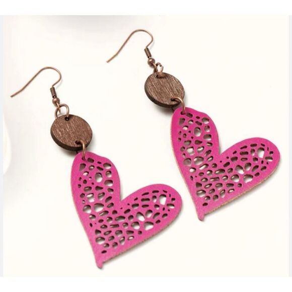 NWT Pink Leather/Wood Boho Cutout Heart Shaped Dangle Earrings - Picture 5 of 5